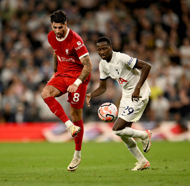 他面臨多重 他面臨多重