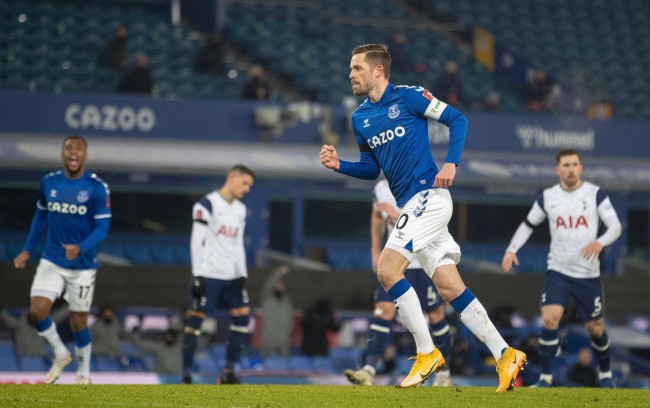 战术不仅展 战术不仅展