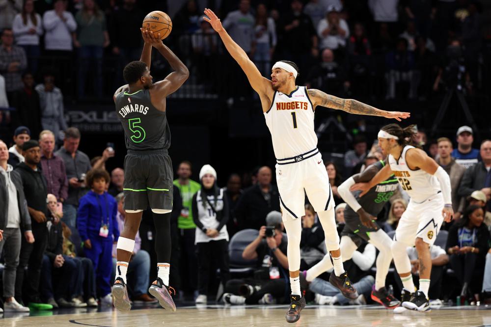 把批评声转 把批评声转